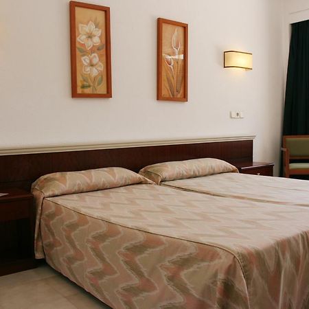 Hotel La Nina Cala Millor  Rum bild