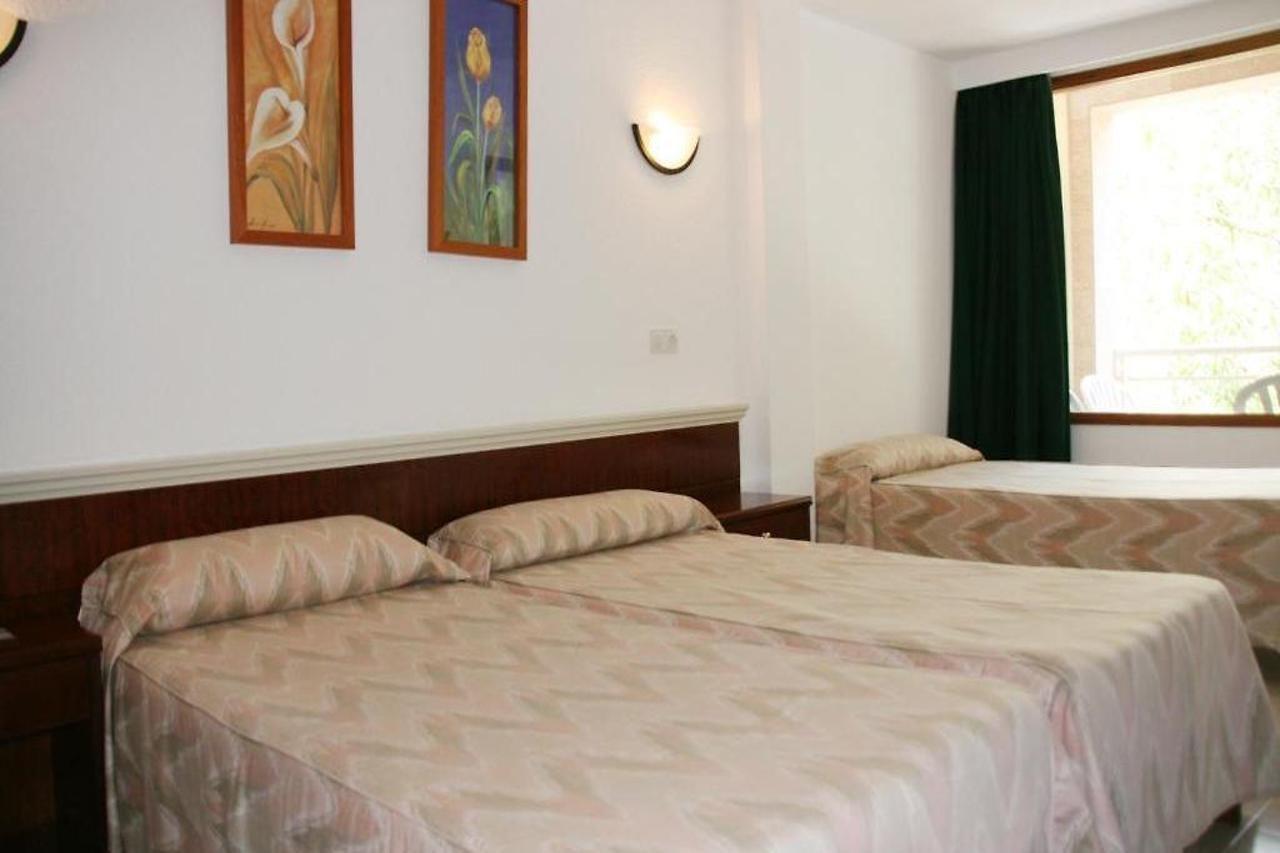 Hotel La Nina Cala Millor  Exteriör bild
